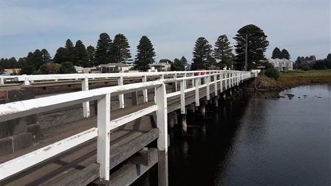 Griffiths-Street-Bridge.jpg